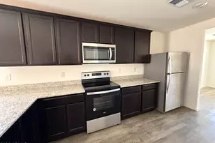 25744 W Winston Dr, Buckeye, AZ 85326 - Photo 2