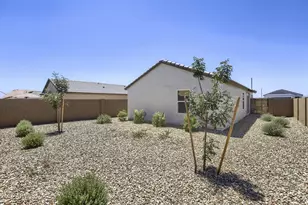 25041 N 174th Ln, Surprise, AZ 85387 - Photo 12