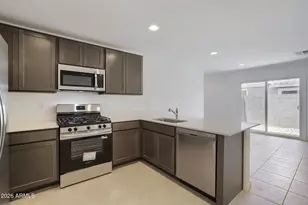 25041 N 174th Ln, Surprise, AZ 85387 - Photo 4