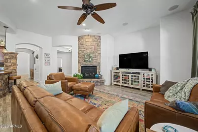 11642 E Chestnut Court, Chandler, AZ 85249 - Photo 6
