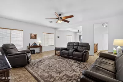 566 E Renegade Place, San Tan Valley, AZ 85143 - Photo 18