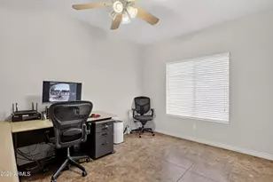 566 E Renegade Pl, San Tan Valley, AZ 85143 - Photo 24