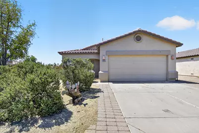 566 E Renegade Place, San Tan Valley, AZ 85143 - Photo 2