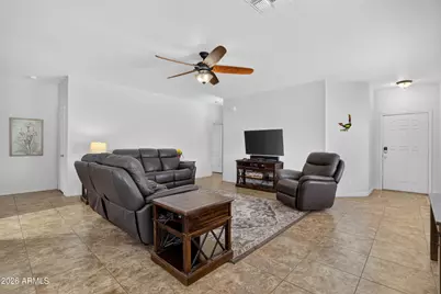 566 E Renegade Place, San Tan Valley, AZ 85143 - Photo 14