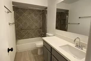 1910 E Winter Dr, Phoenix, AZ 85020 - Photo 16