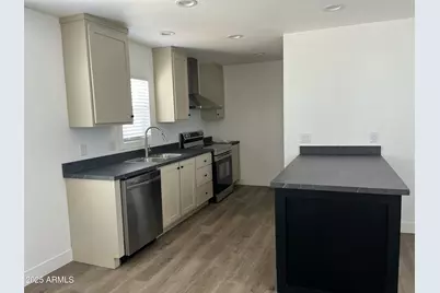 1550 W Southern Avenue #20, Phoenix, AZ 85041 - Photo 2