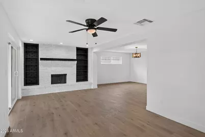 12649 N 30th Drive, Phoenix, AZ 85029 - Photo 18