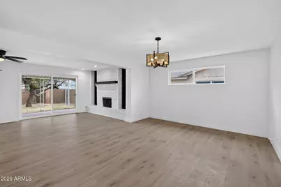 12649 N 30th Drive, Phoenix, AZ 85029 - Photo 14