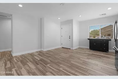 11553 W Green Drive, Youngtown, AZ 85363 - Photo 10