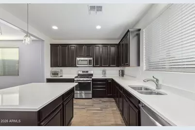 15732 W Pierce Street, Goodyear, AZ 85338 - Photo 4