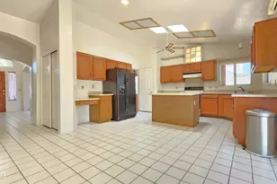 6131 W Desert Cove Ave, Glendale, AZ 85304 - Photo 10
