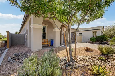 6639 E Michigan Avenue, Phoenix, AZ 85054 - Photo 2
