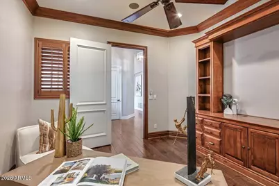 1465 W Caribbean Lane, Phoenix, AZ 85023 - Photo 6