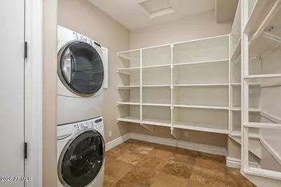1465 W Caribbean Lane, Phoenix, AZ 85023 - Photo 38