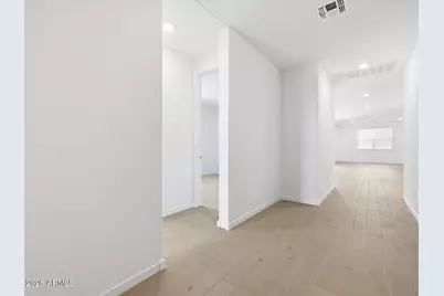 10820 W Jones Avenue, Tolleson, AZ 85353 - Photo 8