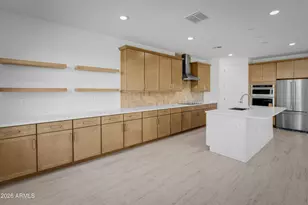 9817 S 12th St, Phoenix, AZ 85042 - Photo 16
