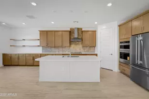 9817 S 12th St, Phoenix, AZ 85042 - Photo 10