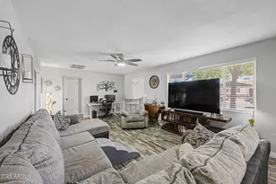 3038 W Charter Oak Rd, Phoenix, AZ 85029 - Photo 10