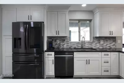 3038 W Charter Oak Road, Phoenix, AZ 85029 - Photo 36