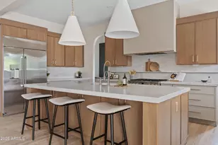 4035 E Osborn Rd, Phoenix, AZ 85018 - Photo 2