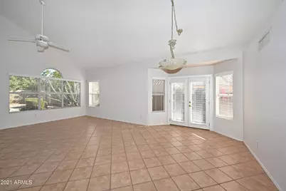 5730 E Gelding Drive, Scottsdale, AZ 85254 - Photo 12