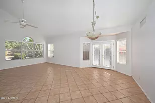 5730 E Gelding Dr, Scottsdale, AZ 85254 - Photo 12