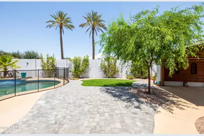 14432 W Cora Lane, Goodyear, AZ 85395 - Photo 32