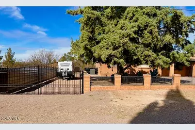 110 Nighthawk Avenue, Bisbee, AZ 85603 - Photo 6