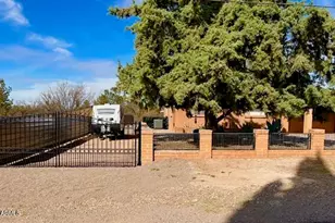 110 Nighthawk Ave, Bisbee, AZ 85603 - Photo 6