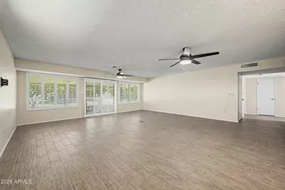 10405 W Saratoga Circle W, Sun City, AZ 85351 - Photo 10