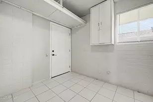 10405 W Saratoga Circle W, Sun City, AZ 85351 - Photo 32