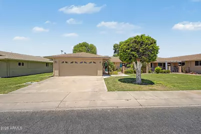 10405 W Saratoga Circle W, Sun City, AZ 85351 - Photo 1