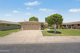 10405 W Saratoga Circle W, Sun City, AZ 85351 - Photo 1