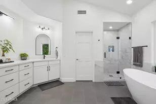 1983 E Palomino Dr, Tempe, AZ 85284 - Photo 30