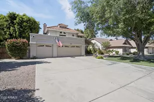 1983 E Palomino Dr, Tempe, AZ 85284 - Photo 2