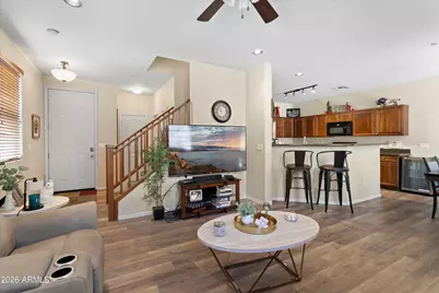 8146 W Groom Creek Road, Phoenix, AZ 85043 - Photo 6