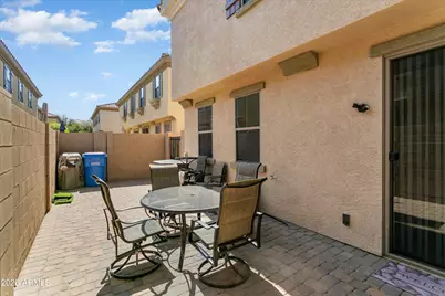 8146 W Groom Creek Road, Phoenix, AZ 85043 - Photo 8