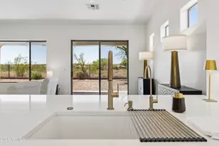 42122 N Anthem Springs Rd, Anthem, AZ 85086 - Photo 14