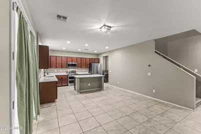 15864 W Laurel Lane, Surprise, AZ 85379 - Photo 12