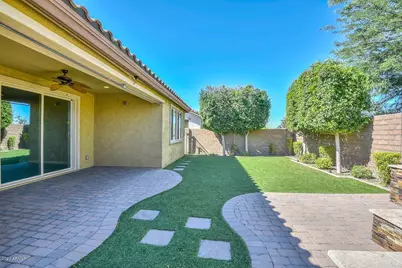 21922 N 100th Avenue, Peoria, AZ 85383 - Photo 8
