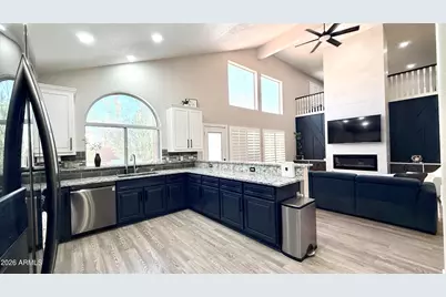 3879 E Amberwood Drive, Phoenix, AZ 85048 - Photo 14