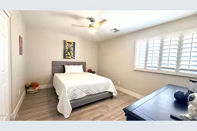 3879 E Amberwood Drive, Phoenix, AZ 85048 - Photo 30