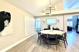 3879 E Amberwood Dr, Phoenix, AZ 85048 - Photo 4