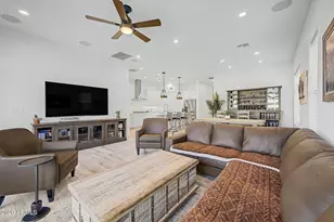 21641 N 59th St, Phoenix, AZ 85054 - Photo 8