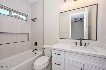 19222 N 29th Place, Phoenix, AZ 85050 - Photo 32