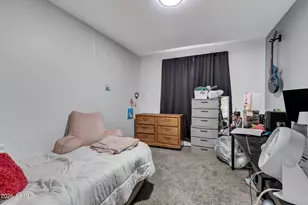 3233 W Huntington Dr, Phoenix, AZ 85041 - Photo 16