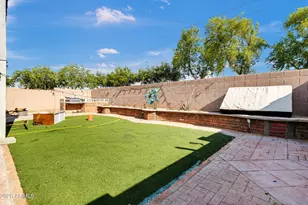 3233 W Huntington Dr, Phoenix, AZ 85041 - Photo 22