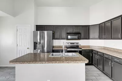 3233 W Huntington Drive, Phoenix, AZ 85041 - Photo 10