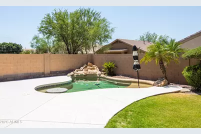 3525 W Quail Track Drive, Phoenix, AZ 85083 - Photo 34