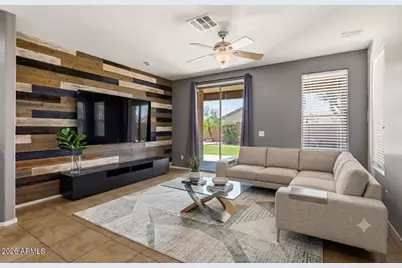 3525 W Quail Track Drive, Phoenix, AZ 85083 - Photo 10